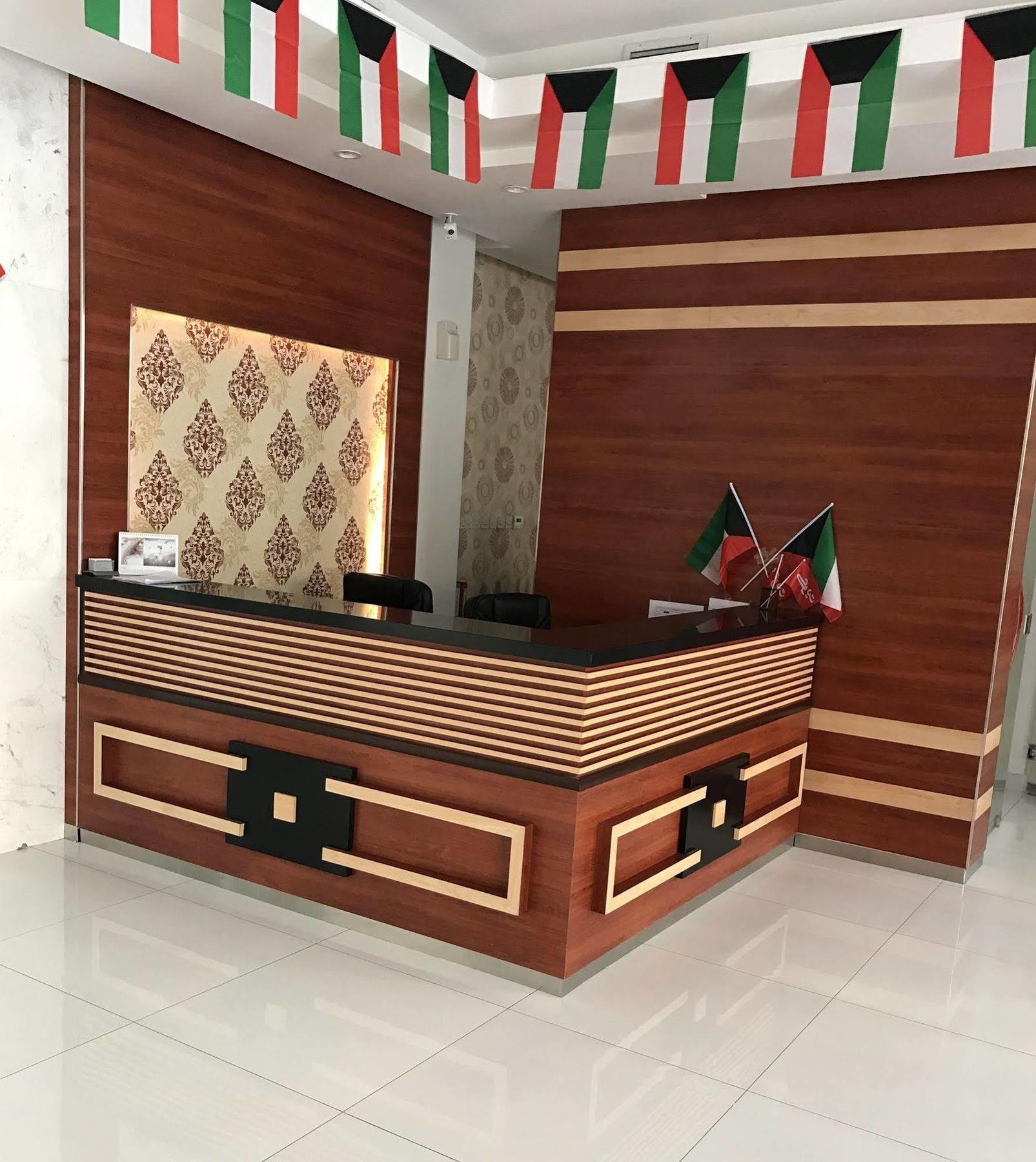 Al Muhanna Plaza Luxury Apartments Salmiya Екстериор снимка